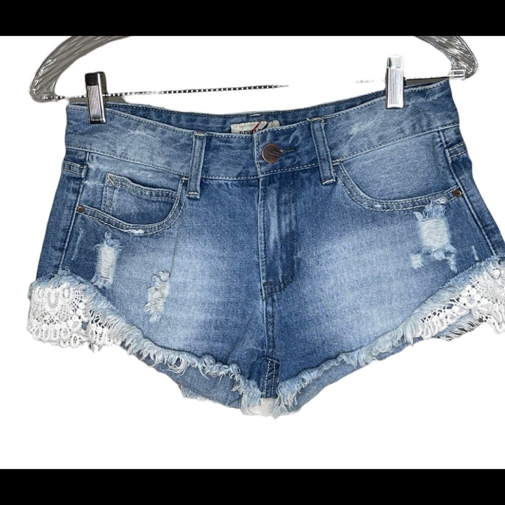 Denim Blvd Lace Trim Distressed Short Shorts S